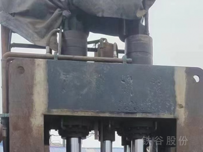 天津產(chǎn)630龍門剪，帶蓋子刀口1.6米，低價(jià)出售圖2