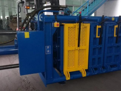 二手400噸打包機(jī)圖1