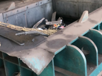 出華宏250噸打包機(jī)，60*60包塊，打了200噸的貨圖3