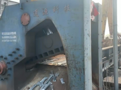 550噸虎頭剪，電機45 K W，油泵250圖3